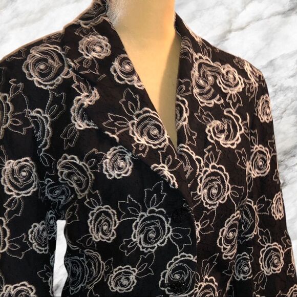 Josephine Chaus! Black embroidered blazer - Picture 4 of 9